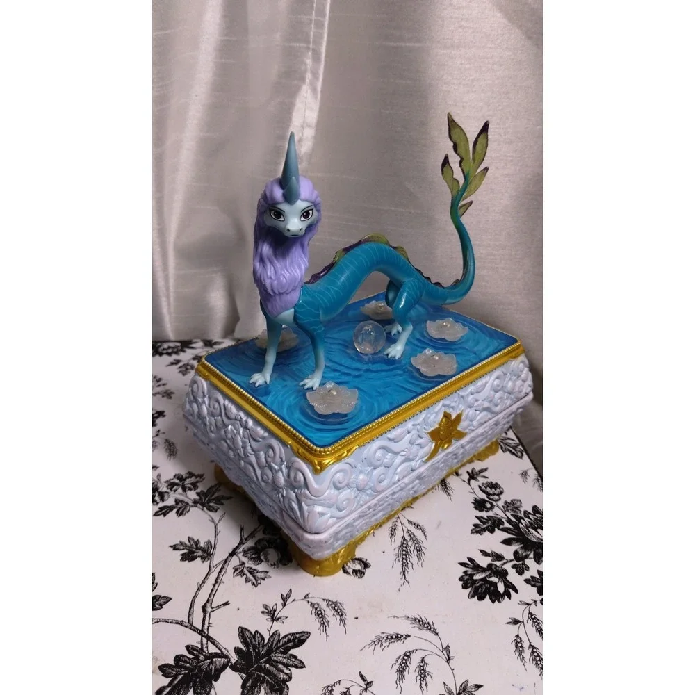 Disney Raya and the last dragon SiSu Dragón Chest Jewelry Box with relaxing song